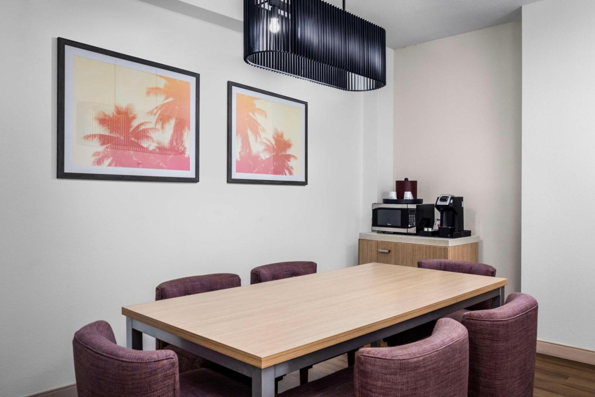 Hilton Garden Inn West Palm Beach Airport Ngoại thất bức ảnh